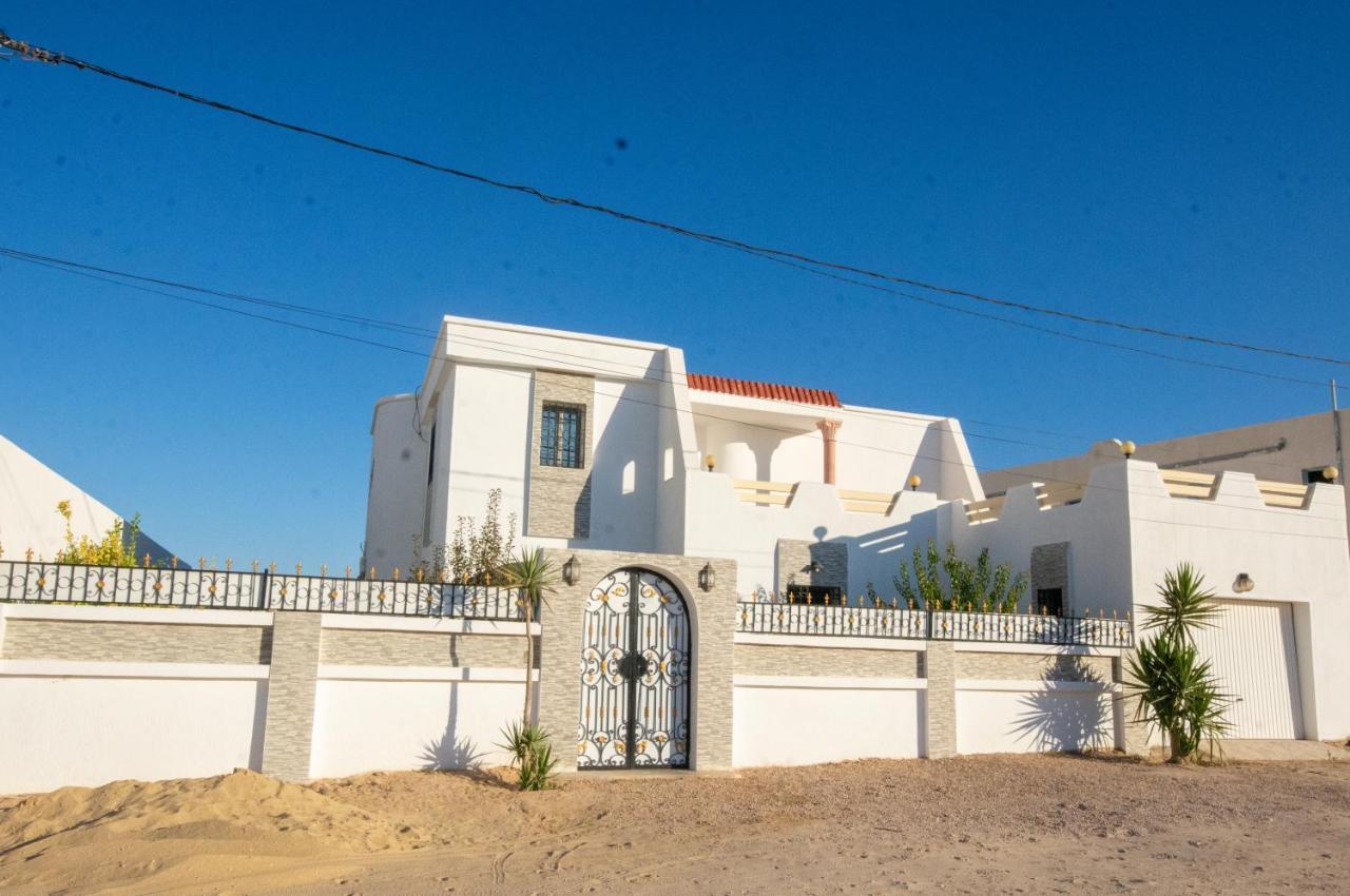 Villa Meublee Avec Piscine Et Abri De Voiture Erriadh Ngoại thất bức ảnh